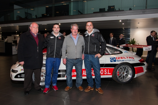 004 presentacion ares racing 21